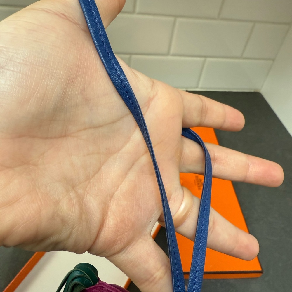 Hermès Milo Agneau Rodeo Charm MM Rose Purple Electric Blue - Picture 11 of 11